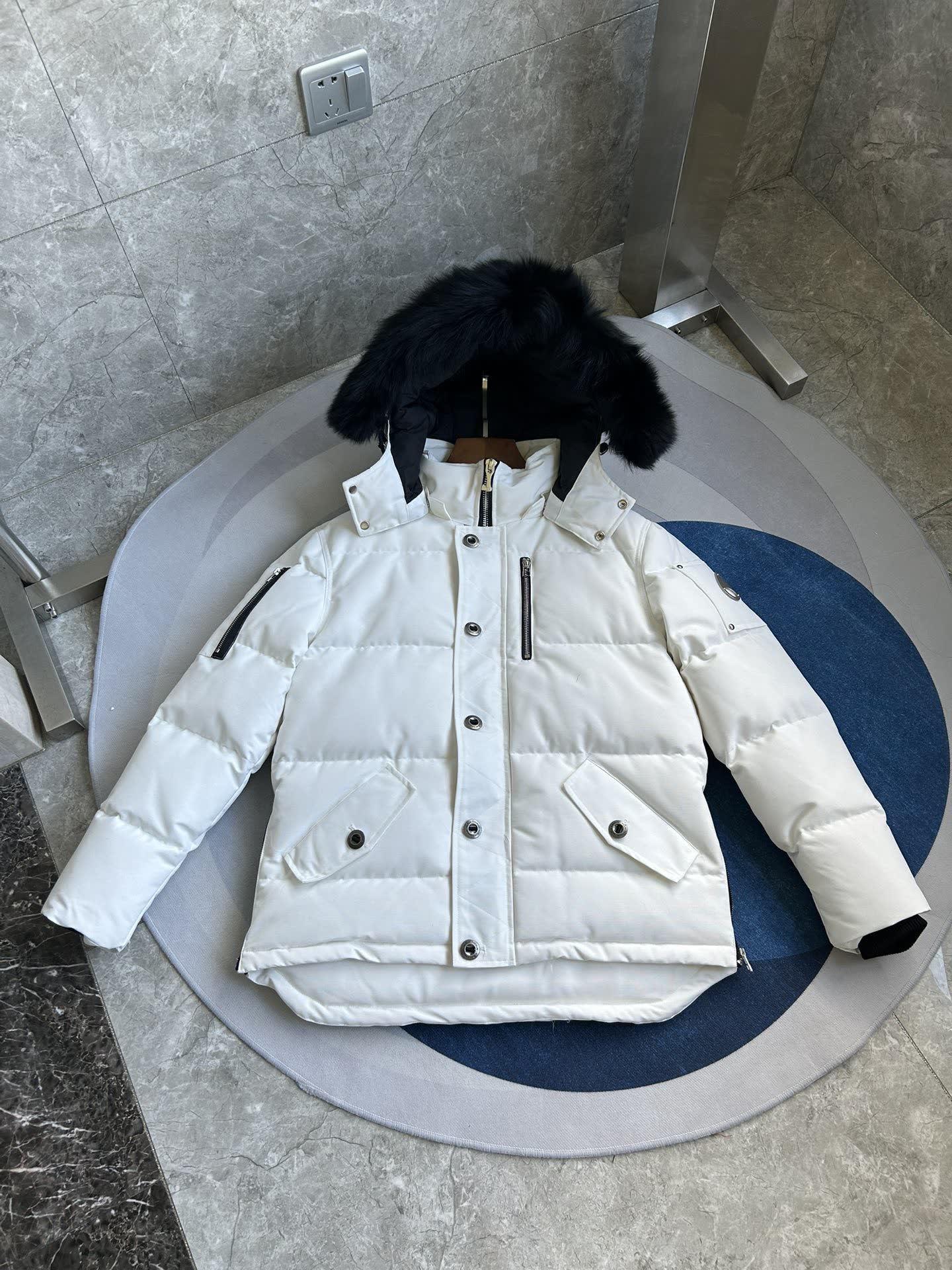 Moose Knuckles Down Jacket Moose Knuckles Down Jacket